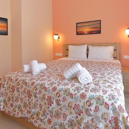 Agapitos Apartments Nikiti  Extérieur photo
