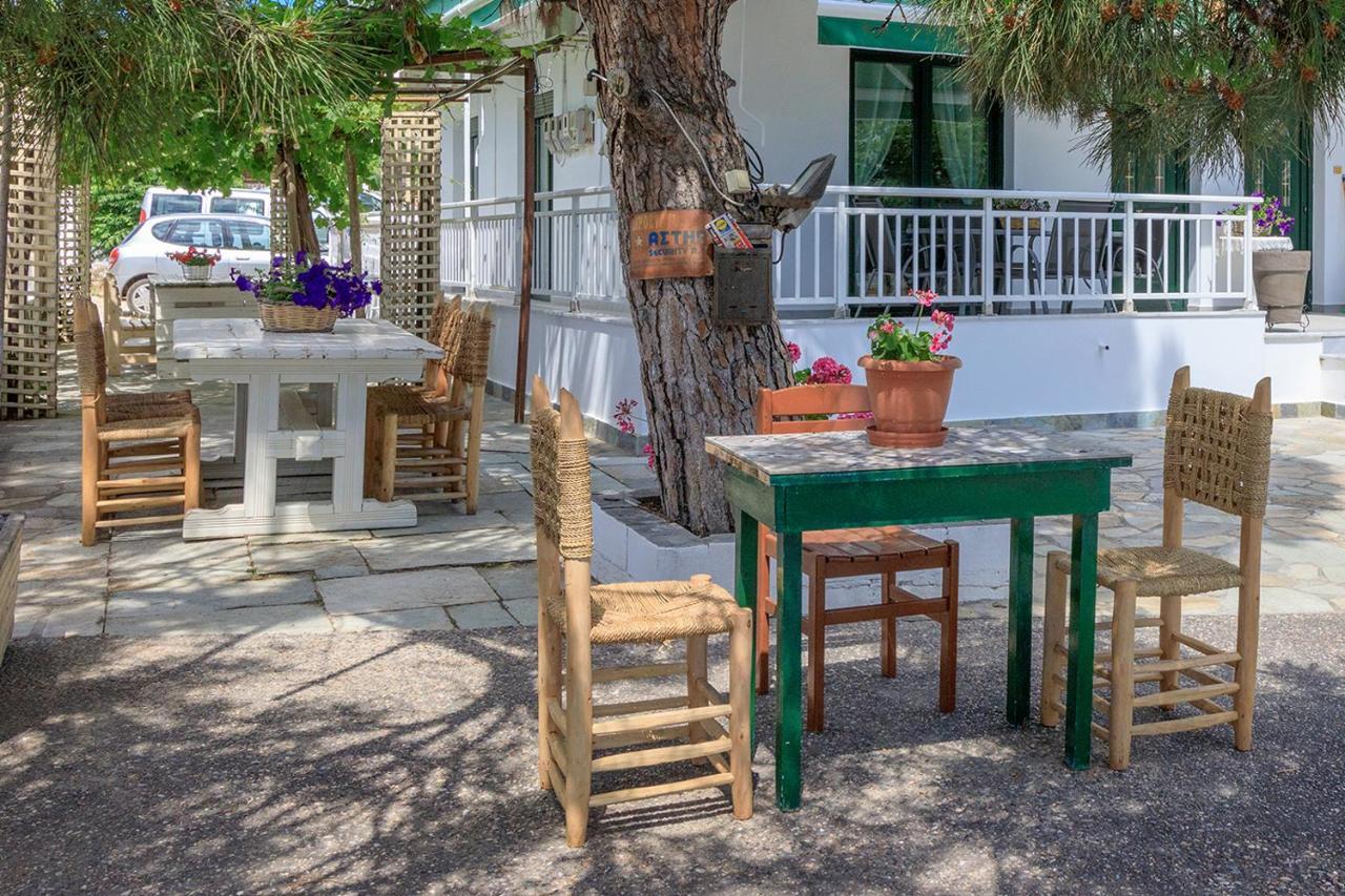 Agapitos Apartments Nikiti  Extérieur photo