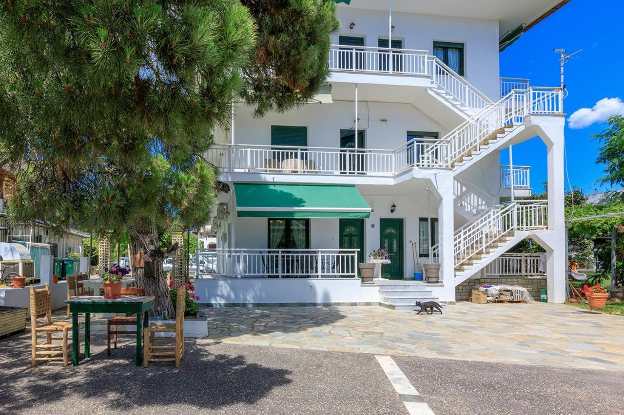 Agapitos Apartments Nikiti  Extérieur photo