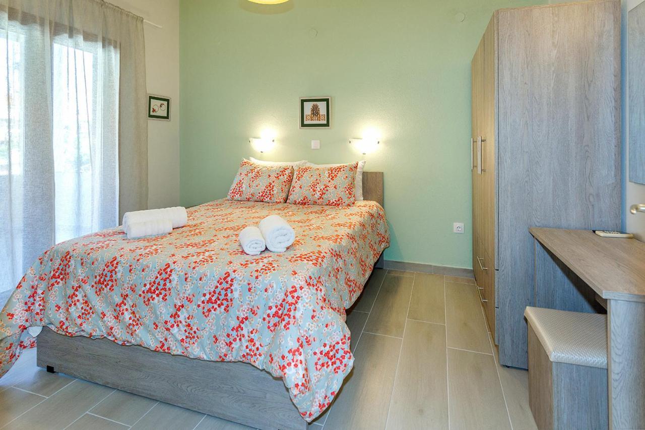 Agapitos Apartments Nikiti  Extérieur photo