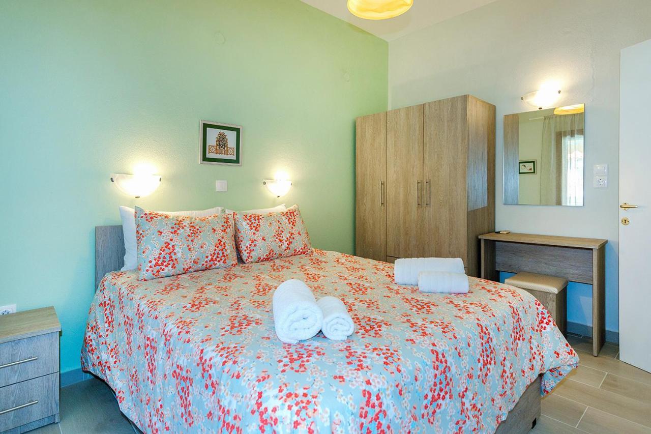 Agapitos Apartments Nikiti  Extérieur photo