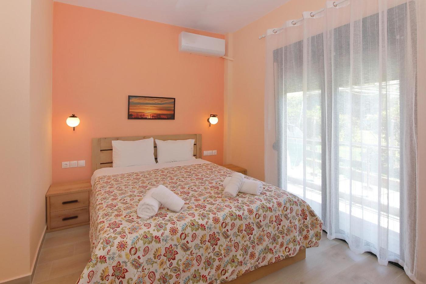 Agapitos Apartments Nikiti  Extérieur photo